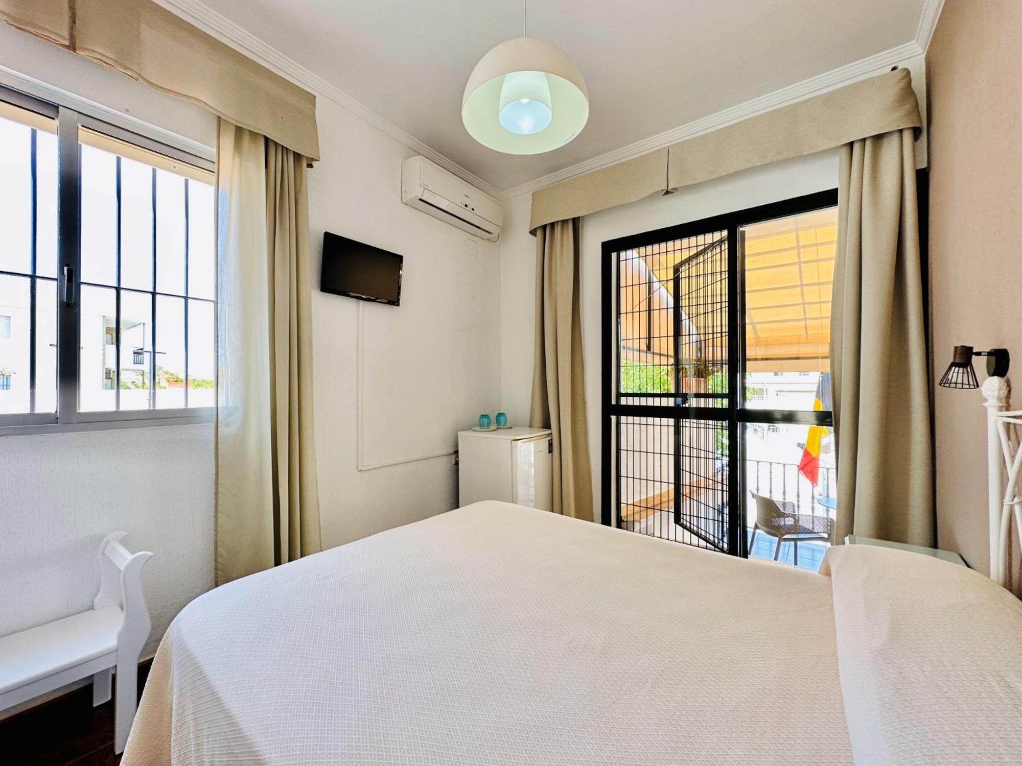 Apartamentos Turisticos Santo Rostro Chipiona Dış mekan fotoğraf